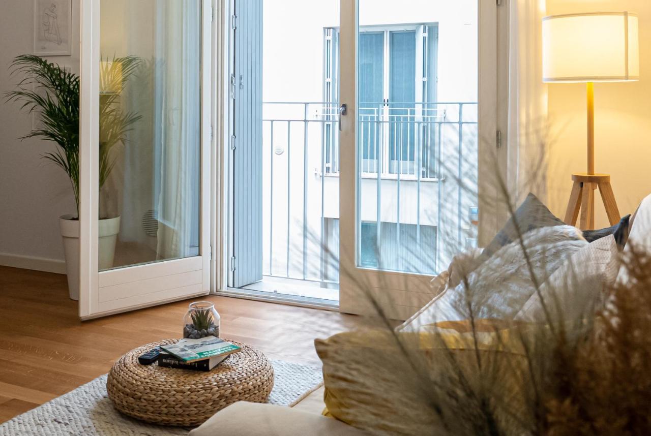 Maison Blanche: Appartamento Elegante Con Parcheggio Privato Mantova Exterior photo